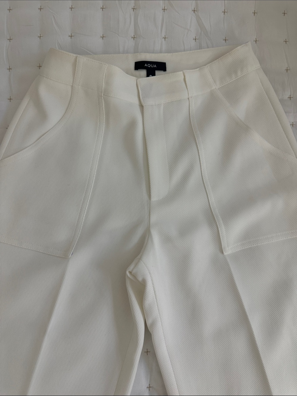 Aqua Women's Off-White Tailored High-Rise Trousers